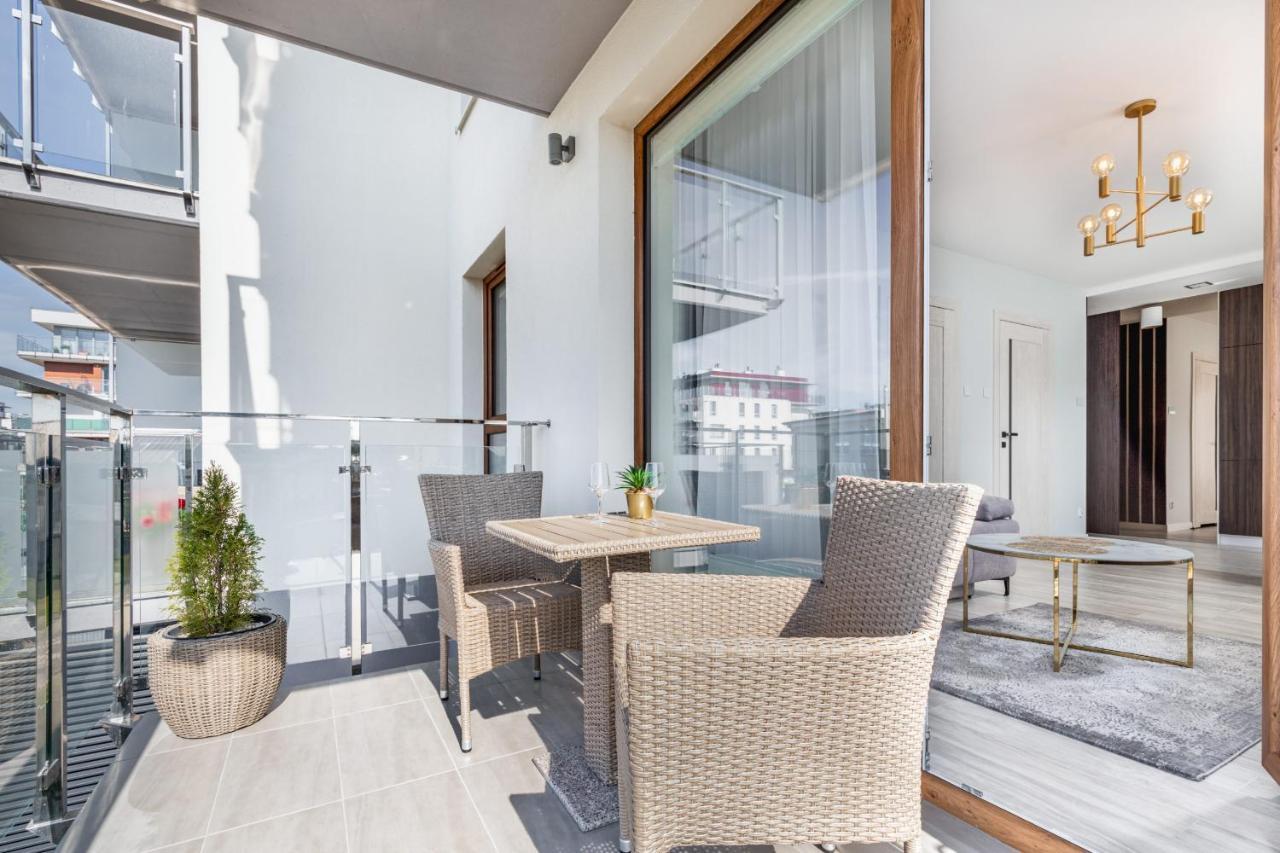 Apartamenty Osiedle Bursztynowe III By Noclegi Renters 코워브제크 외부 사진